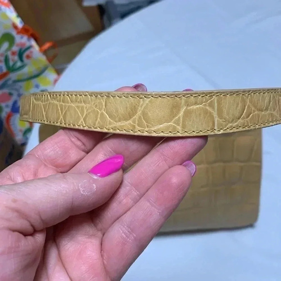 FURLA Women’s Purse,Vintage.couple of tiny call outs see pictures. Great bag❣️ - Picture 6 of 10